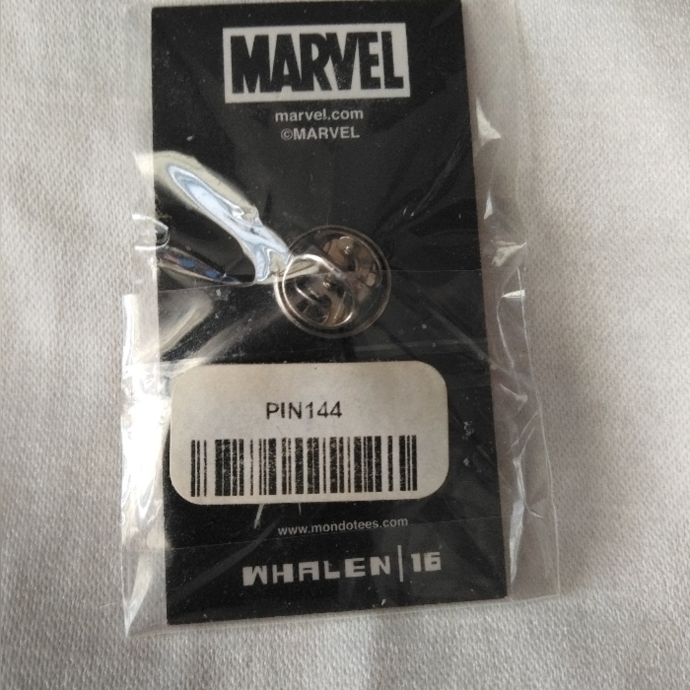 Collectable Marvel Pin - Picture 2 of 3